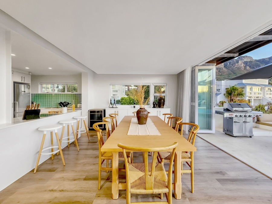 4 Bedroom Property for Sale in Camps Bay Western Cape